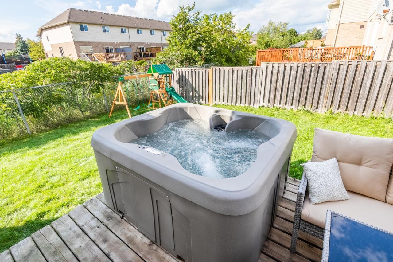 Luxury 3Br 2Ba Townhome With Private Hot Tub, Gym, Bbq By Globalstay ฮามิลตัน ภายนอก รูปภาพ