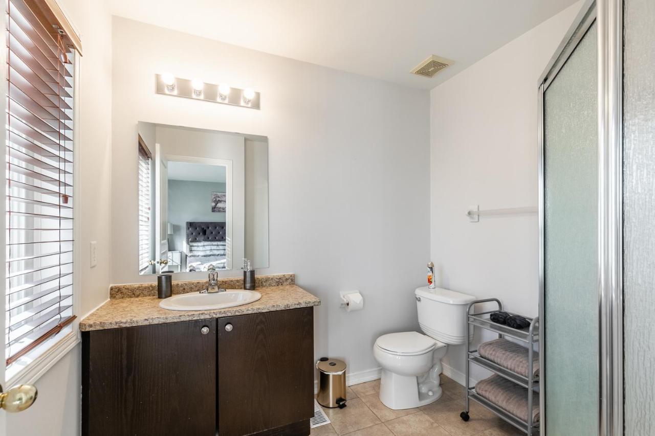 Luxury 3Br 2Ba Townhome With Private Hot Tub, Gym, Bbq By Globalstay ฮามิลตัน ภายนอก รูปภาพ